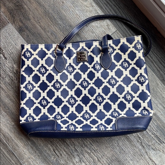 Dooney & Bourke Navy and White Bag - Picture 11 of 14